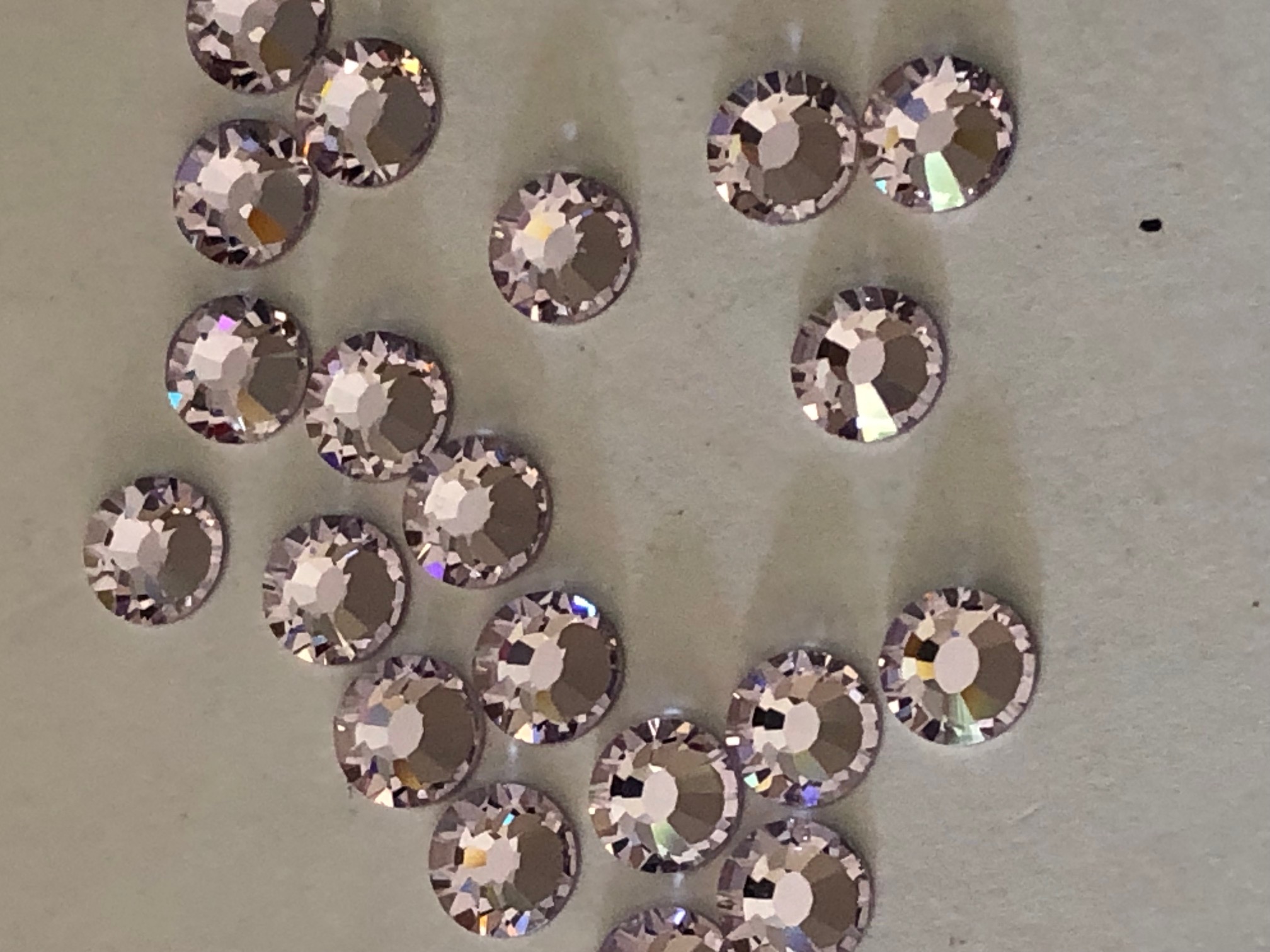 72 pieces 20ss PALE LILAC Preciosa Maxima Rhinestones