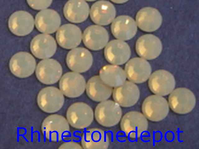 72 pieces 20ss SAND OPAL Swarovski Rhinestones